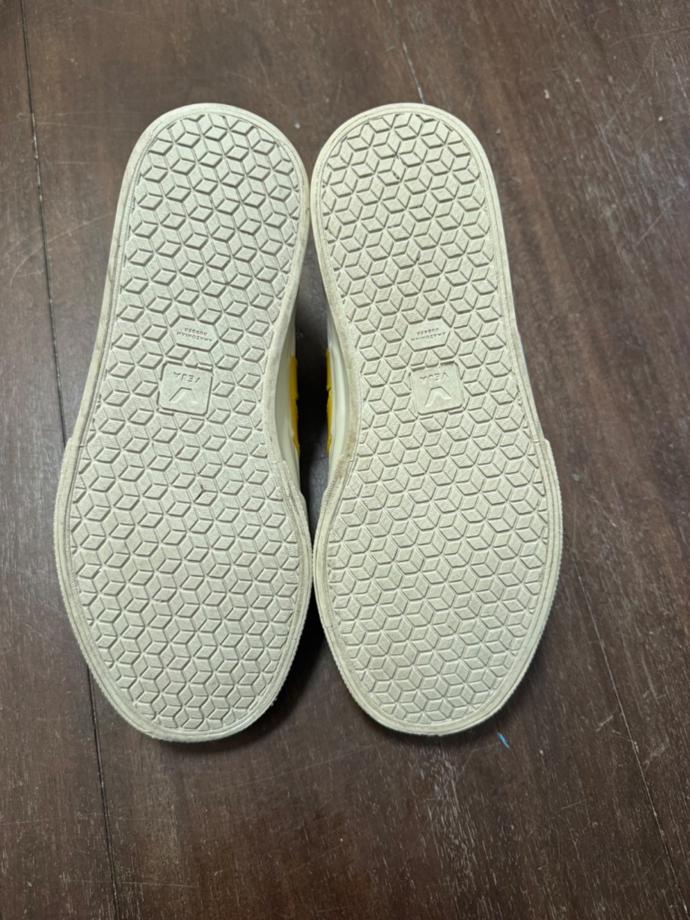 Veja Campo Sneakers - Picture 3 of 5